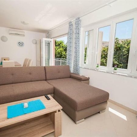 Apartment Mimoza 5, Baska, Krk Extérieur photo