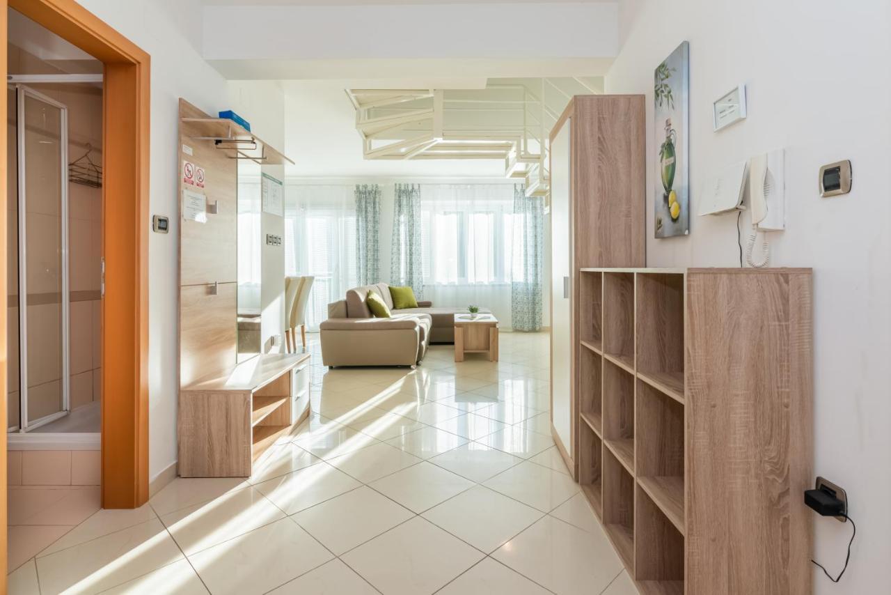 Apartment Mimoza 5, Baska, Krk Extérieur photo