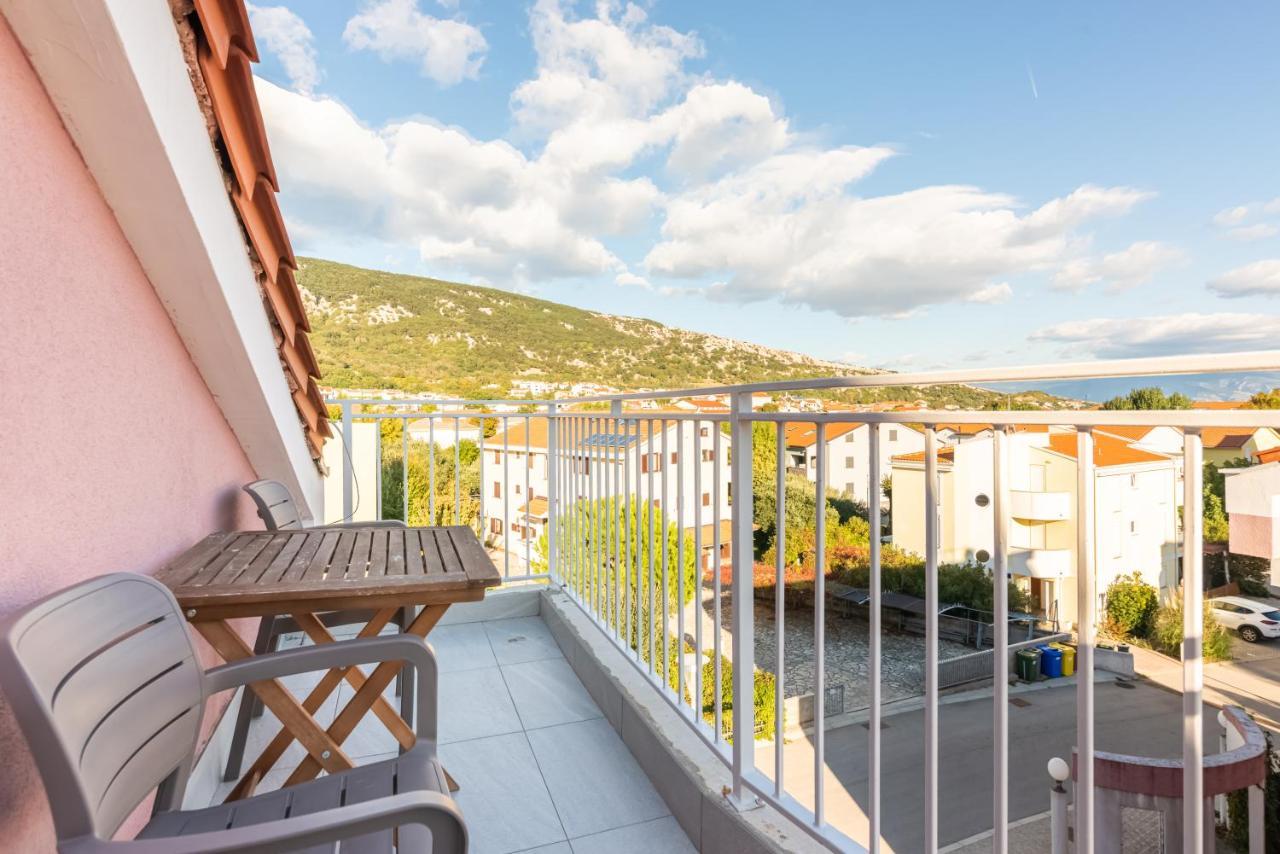 Apartment Mimoza 5, Baska, Krk Extérieur photo