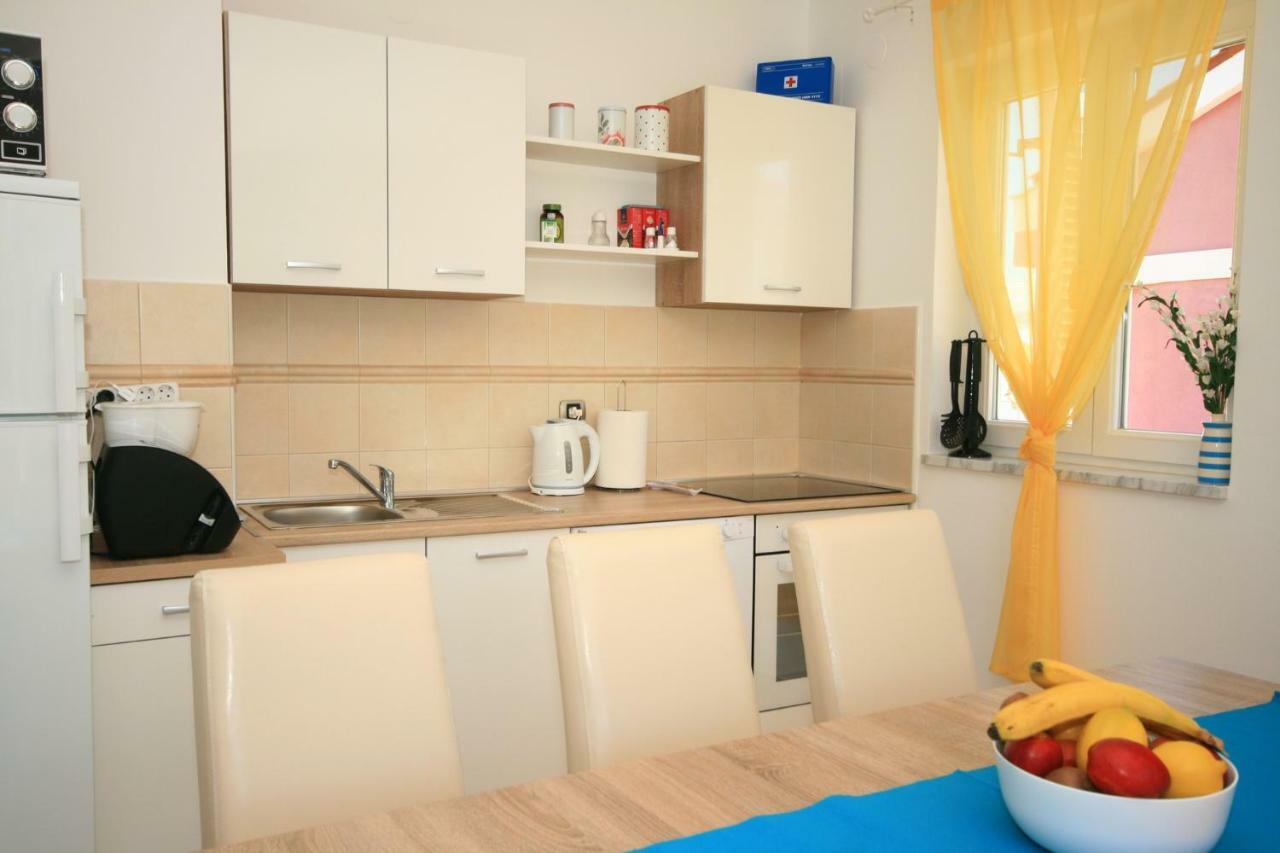 Apartment Mimoza 5, Baska, Krk Extérieur photo